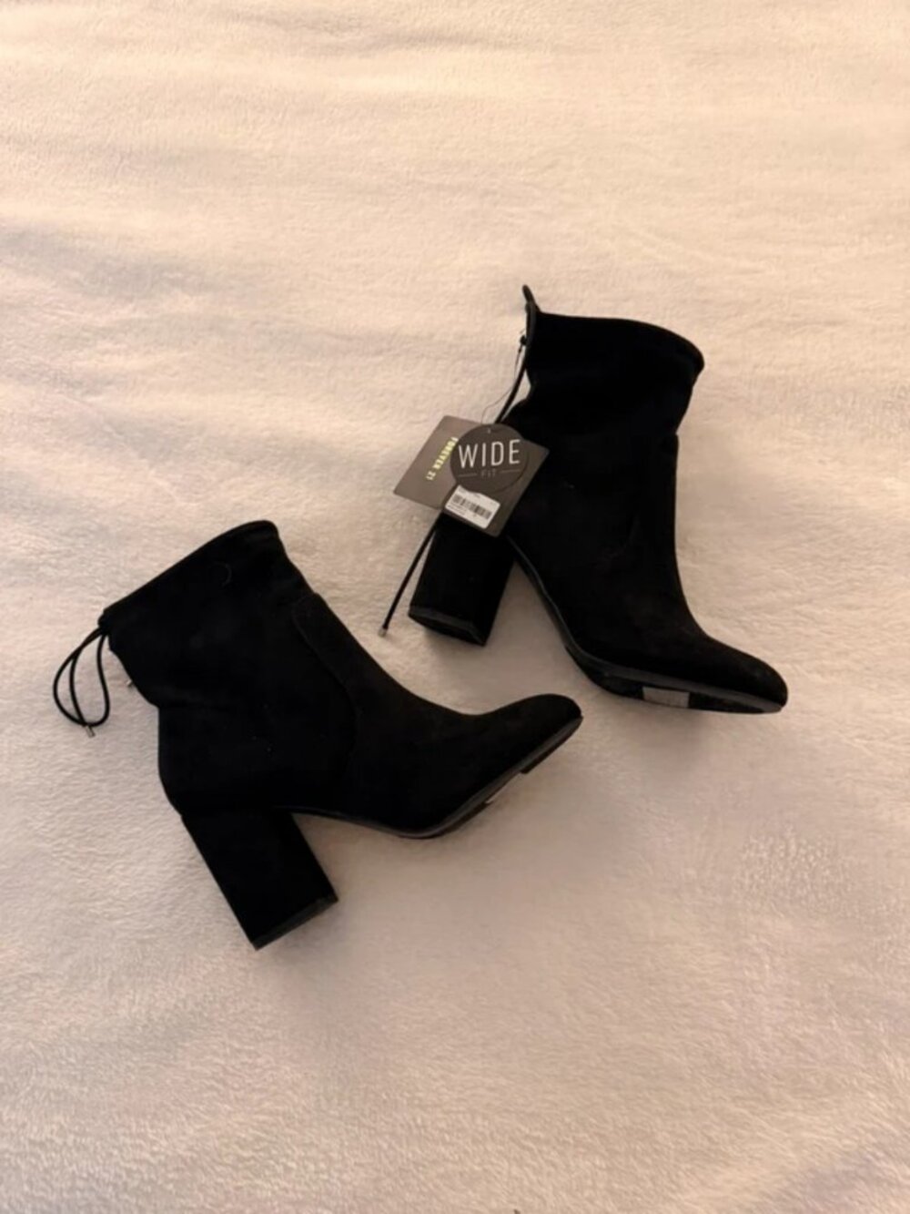 Forever 21 shade booties